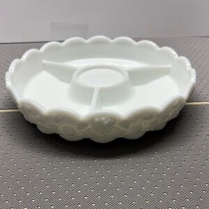 WESTMORELAND MILK GLASS PANELED GRAPE 3-SECTION RELISH SERVING DISH